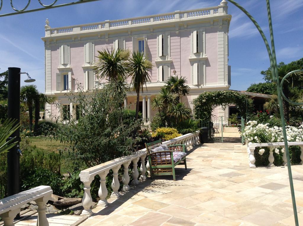 Chateau La Roque Margaux Hotel Servian Kültér fotó